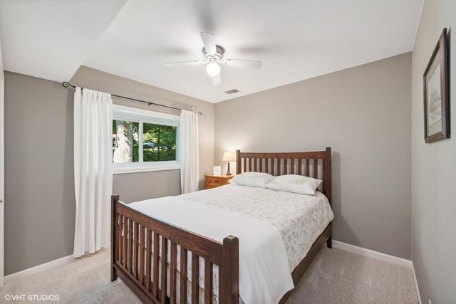 376 Tremont Court, Valparaiso, IN 46385