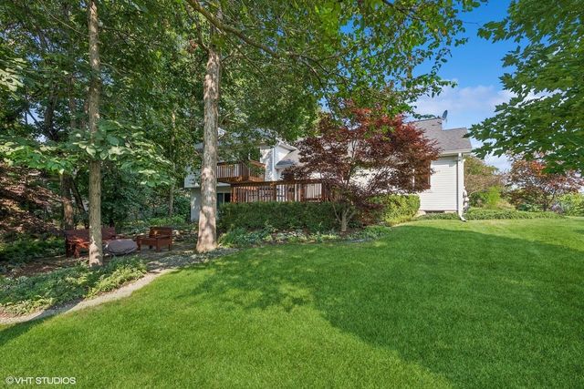 376 Tremont Court, Valparaiso, IN 46385