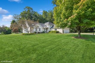 376 Tremont Court, Valparaiso, IN 46385