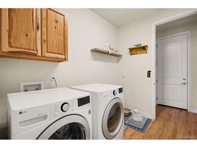 6142 Leilani Ln, Castle Rock, CO 80108