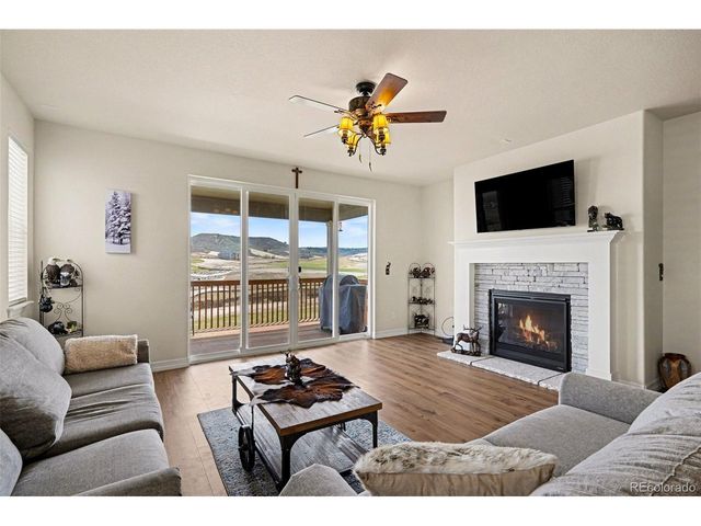 6142 Leilani Ln, Castle Rock, CO 80108
