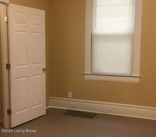 2145 Bank St, Louisville, KY 40212