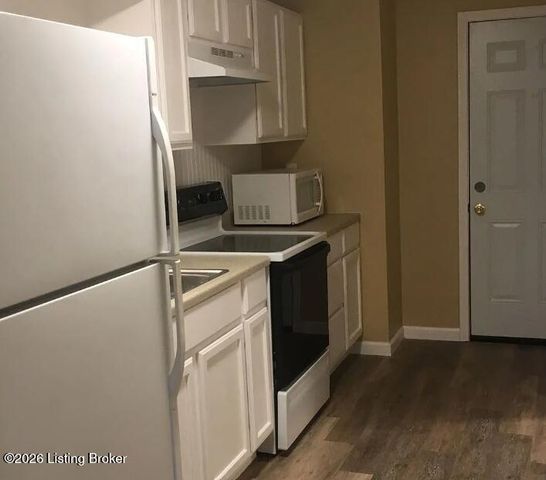 2145 Bank St, Louisville, KY 40212