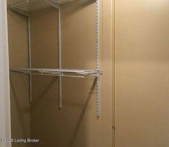 2145 Bank St, Louisville, KY 40212