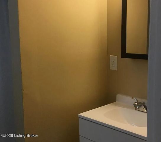 2145 Bank St, Louisville, KY 40212