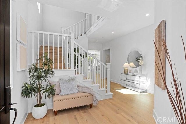 201 Fiore, Irvine, CA 92602