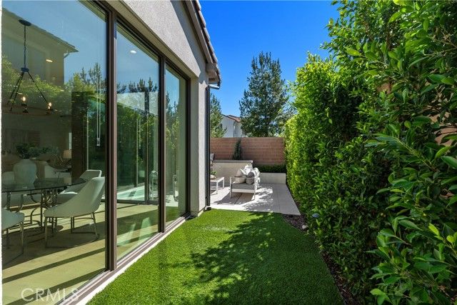 201 Fiore, Irvine, CA 92602