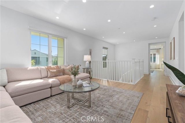 201 Fiore, Irvine, CA 92602