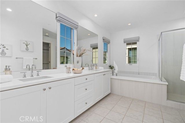 201 Fiore, Irvine, CA 92602