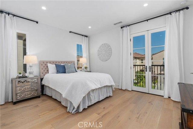 201 Fiore, Irvine, CA 92602