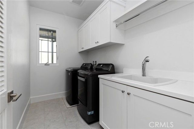 201 Fiore, Irvine, CA 92602