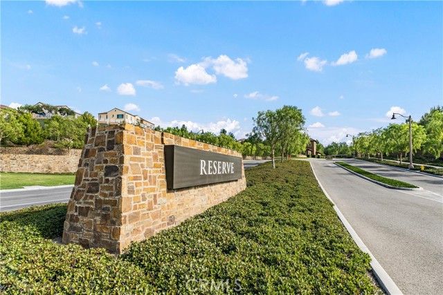 201 Fiore, Irvine, CA 92602