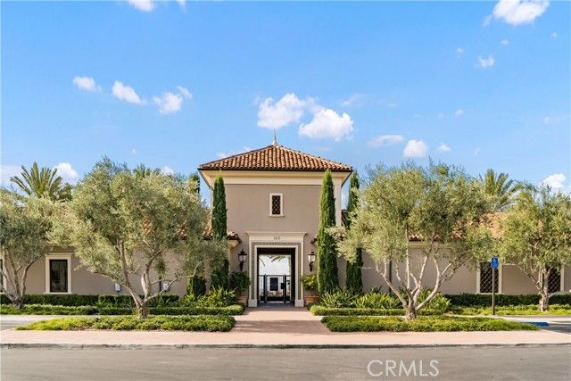 201 Fiore, Irvine, CA 92602