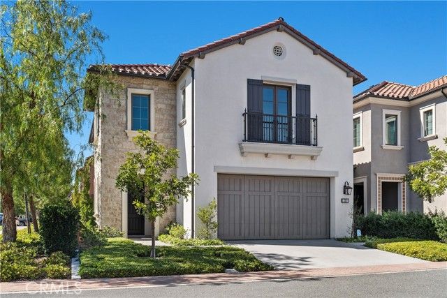 201 Fiore, Irvine, CA 92602