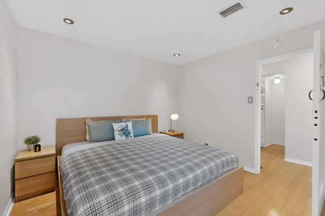 1106 W 6th ST 212, Austin, TX 78703