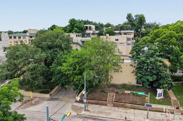 1106 W 6th ST 212, Austin, TX 78703