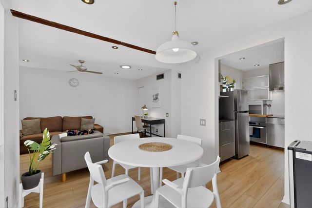 1106 W 6th ST 212, Austin, TX 78703