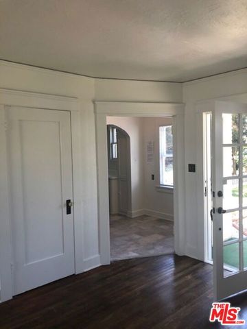 1053 1065 E Santa Clara Street, Ventura, CA 93001