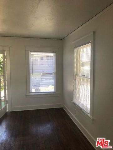 1053 1065 E Santa Clara Street, Ventura, CA 93001