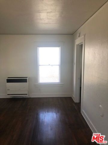 1053 1065 E Santa Clara Street, Ventura, CA 93001