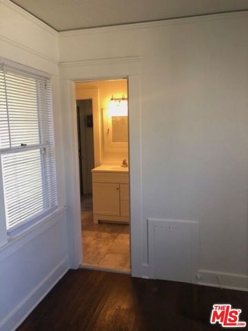 1053 1065 E Santa Clara Street, Ventura, CA 93001