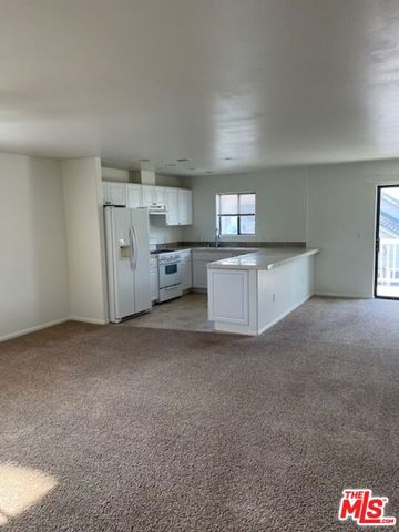 1053 1065 E Santa Clara Street, Ventura, CA 93001
