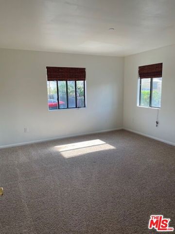 1053 1065 E Santa Clara Street, Ventura, CA 93001