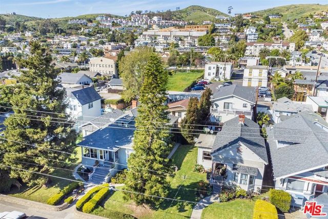 1053 1065 E Santa Clara Street, Ventura, CA 93001