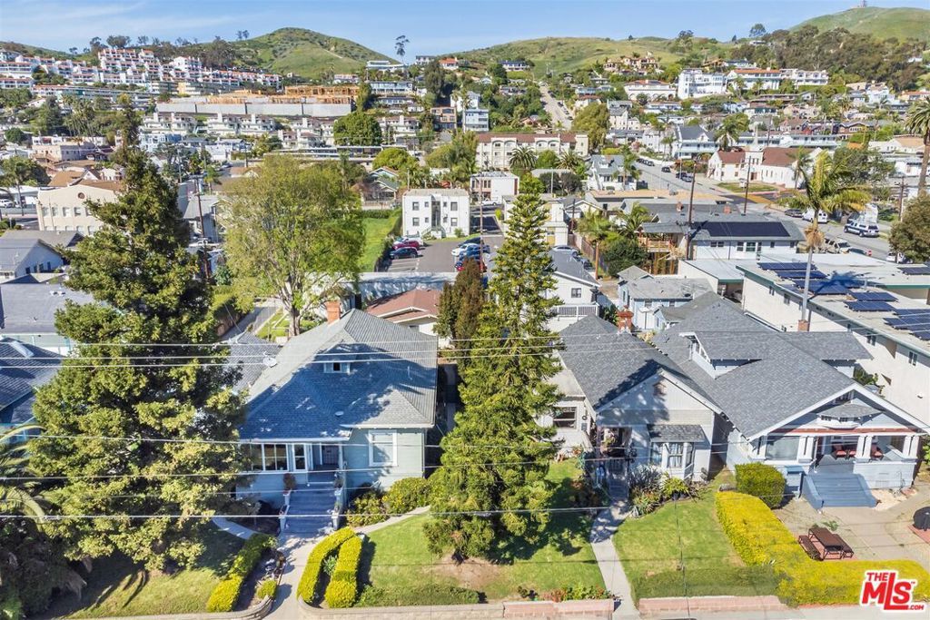 1053 1065 E Santa Clara Street, Ventura, CA 93001