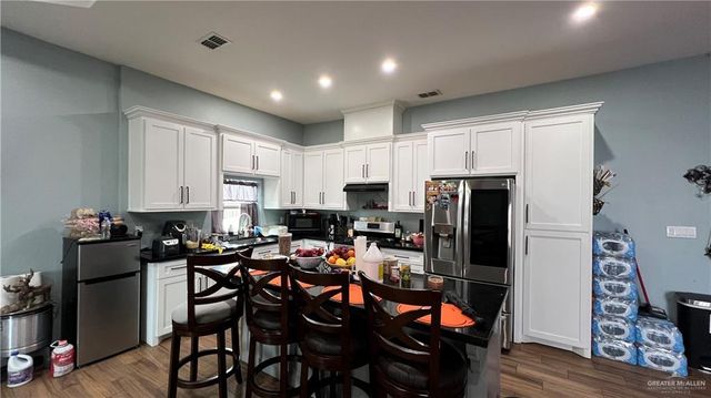 2501 Jessica Avenue, Mission, TX 78574