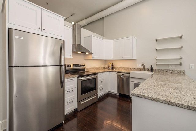 715 N Milwaukee STREET #302, Milwaukee, WI 53202