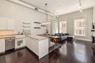 715 N Milwaukee STREET #302, Milwaukee, WI 53202