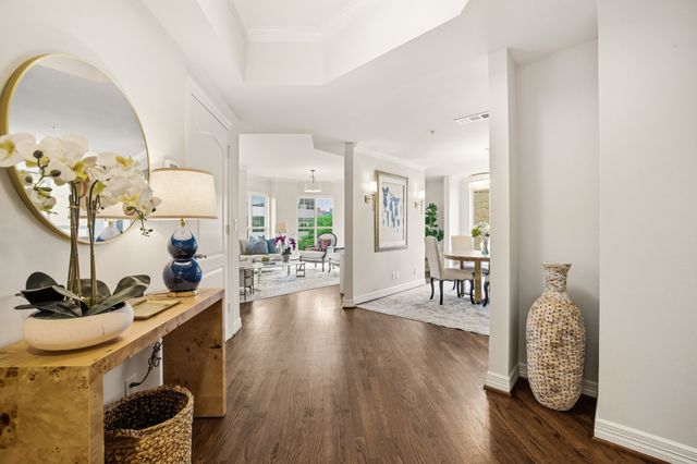 3401 Lee Parkway 402, Dallas, TX 75219