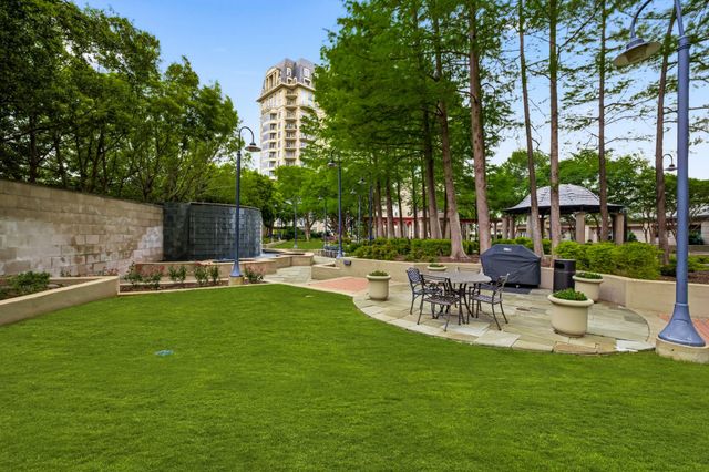 3401 Lee Parkway 402, Dallas, TX 75219