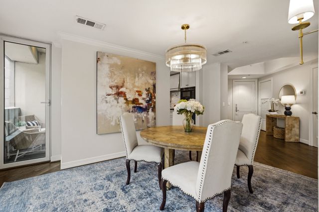 3401 Lee Parkway 402, Dallas, TX 75219