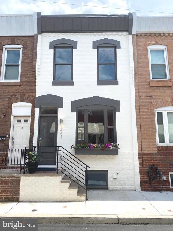 2441 S CLARION ST, Philadelphia, PA 19148