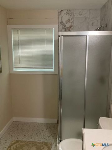 111 N 11th, Temple, TX 76501