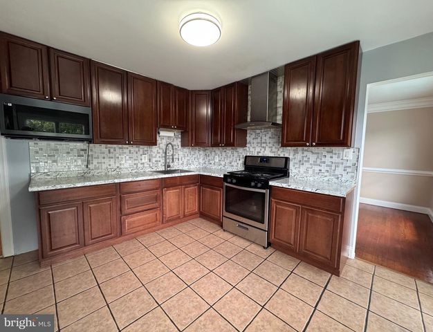 9716 COPELAND DR, Manassas, VA 20109