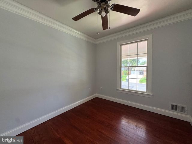 9716 COPELAND DR, Manassas, VA 20109
