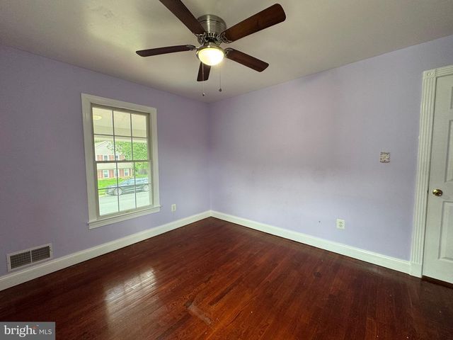 9716 COPELAND DR, Manassas, VA 20109