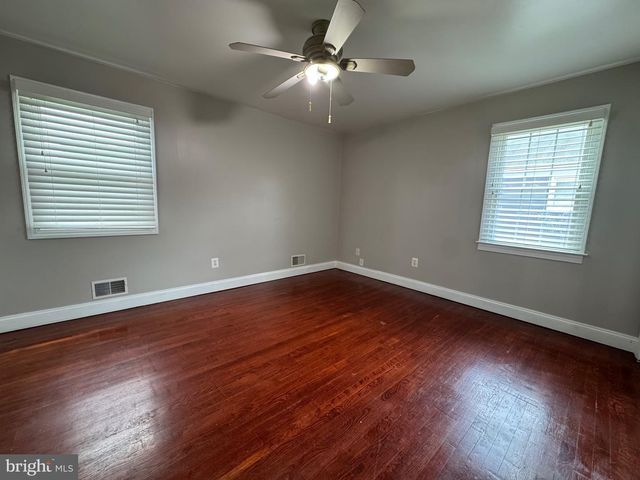 9716 COPELAND DR, Manassas, VA 20109