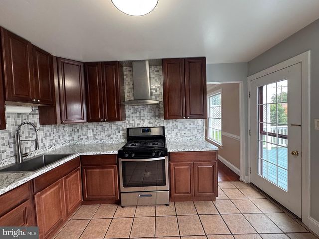 9716 COPELAND DR, Manassas, VA 20109