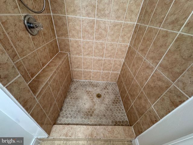 9716 COPELAND DR, Manassas, VA 20109