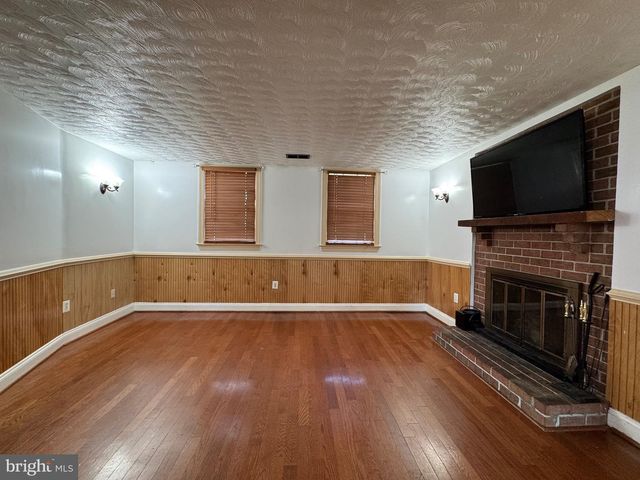 9716 COPELAND DR, Manassas, VA 20109