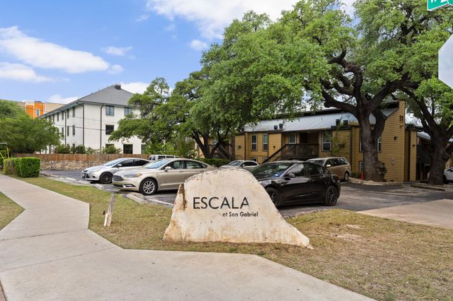 1000 W 26th ST 208, Austin, TX 78705