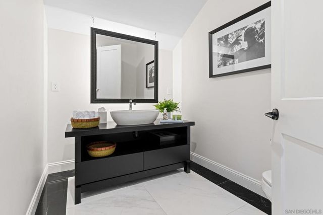 13995 Mira Montana Dr, Del Mar, CA 92014