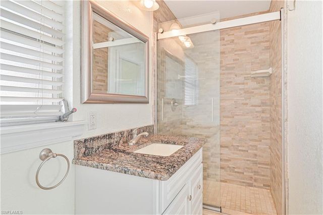 711 Monterey AVE, Cape Coral, FL 33904