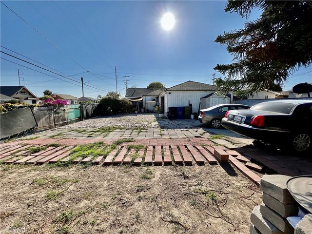 528 S Ash Avenue, Inglewood, CA 90301