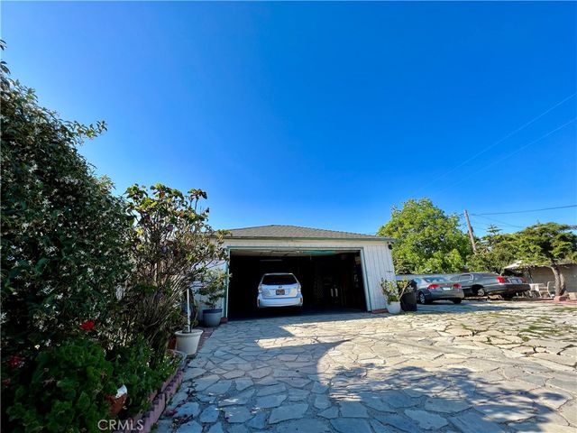 528 S Ash Avenue, Inglewood, CA 90301