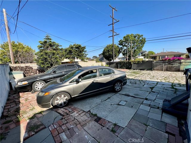 528 S Ash Avenue, Inglewood, CA 90301